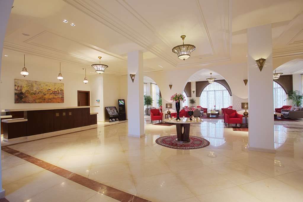 Golden Tulip Sharma Resort Interior foto