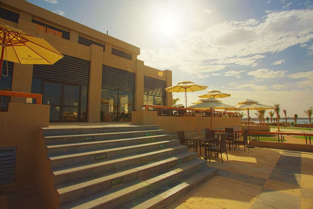Golden Tulip Sharma Resort Einrichtungen foto